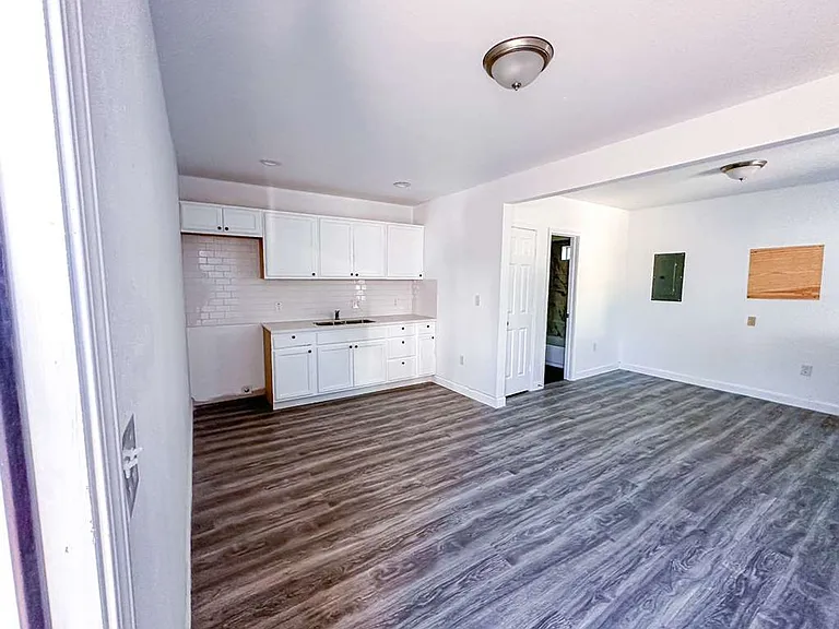 2555 Pierce St — Photo 18