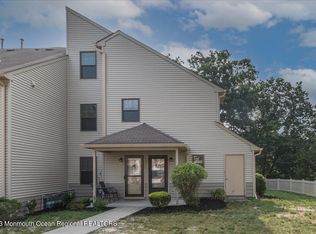 311 Larkspur Ln, Jackson, NJ