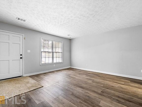 4th image of 8434 Alden Dr