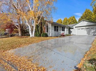 5650 N Northwall Pl, Boise, ID 83703