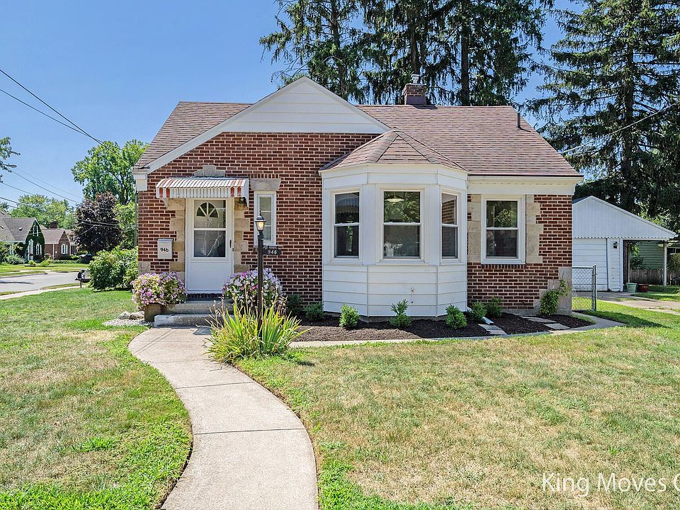 1st image of 946 Mayhew Wood Dr SE