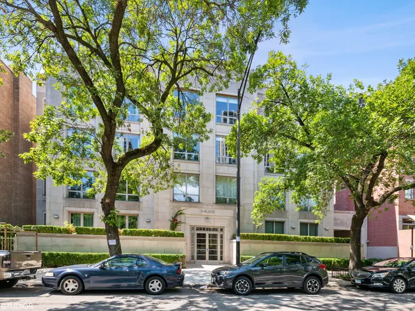 1422 N La Salle St #302, Chicago, IL 60610