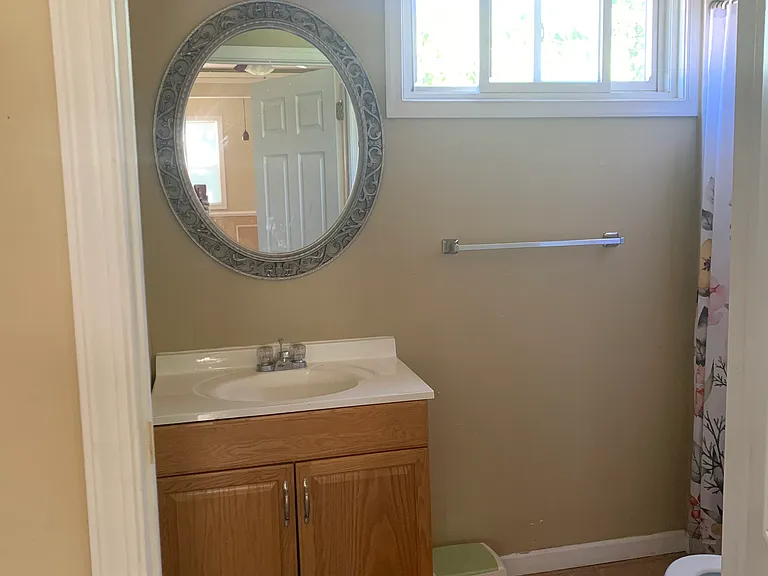 211 Aquahart Rd #B — Photo 8