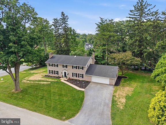 5th image of 1300 Newton Rd