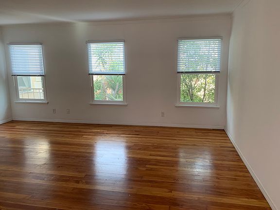 4th image of 1323 N Fairfax Ave APT 6