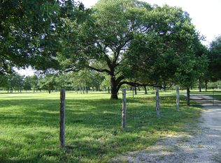 7730 N State Highway 95, Flatonia, TX 78941