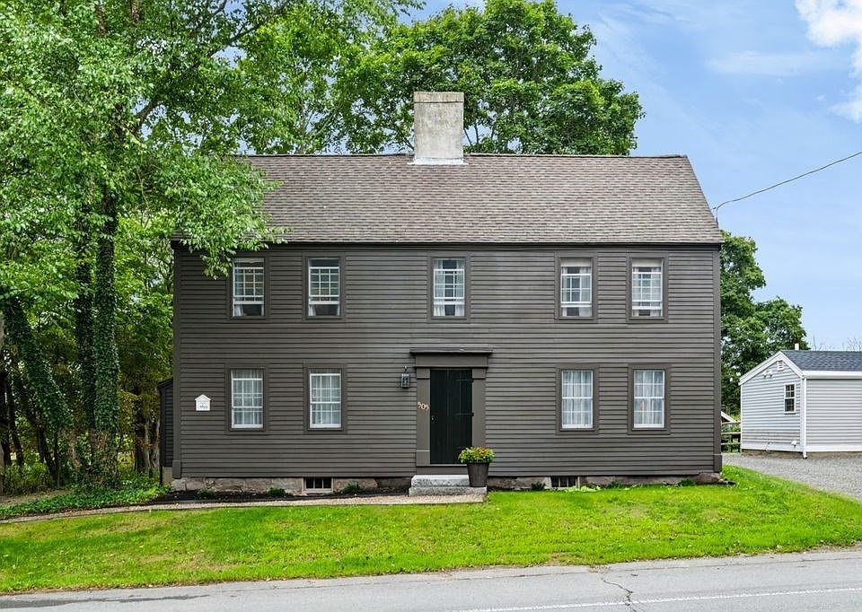 1st image of 505 Main St