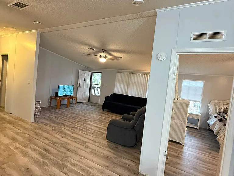 7157 W Grant St — Photo 3