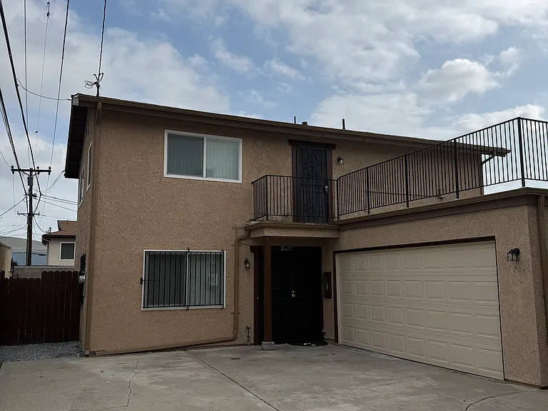 118 W Garcelon Ave — Photo 2