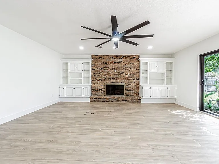 5302 Turkey Creek Rd — Photo 6