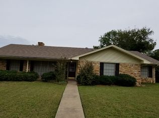 313 Chisholm Trl, Sherman, TX 75092