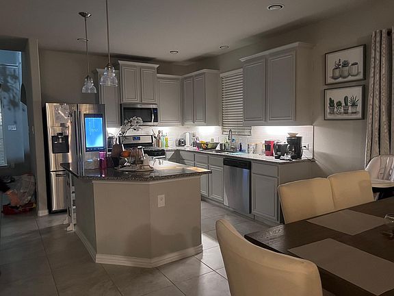 4th image of 2401 Whispering Pines Dr