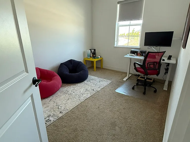 1509 Adelsheim Ave — Photo 18