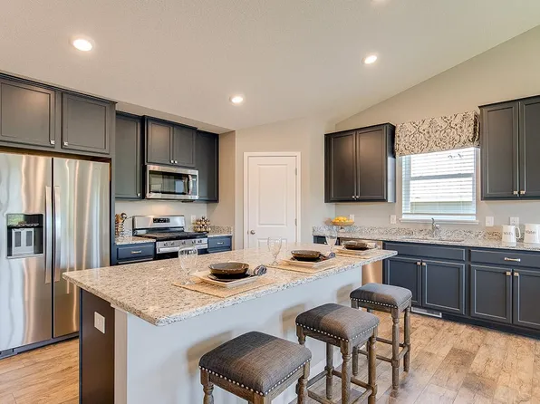 1395 Freedom Ln, Delano, MN 55328