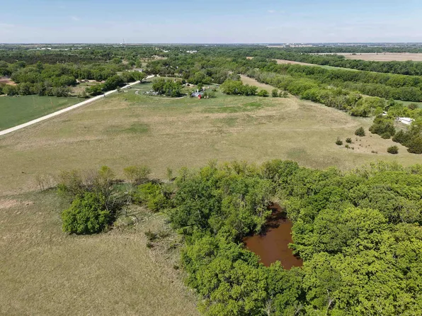 1555 2150th Ave, Enterprise, KS 67441