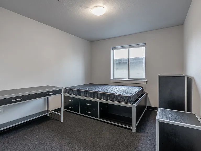 3x2 bedroom