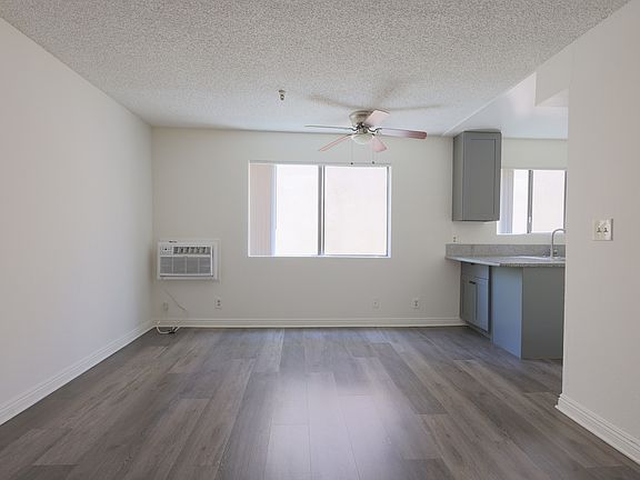 4th image of 2839 Francis Ave