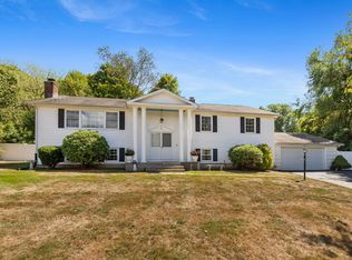 23 Westview Rd, North Haven, CT 06473