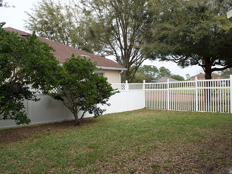 6220 Hedgesparrows Ln — Photo 8