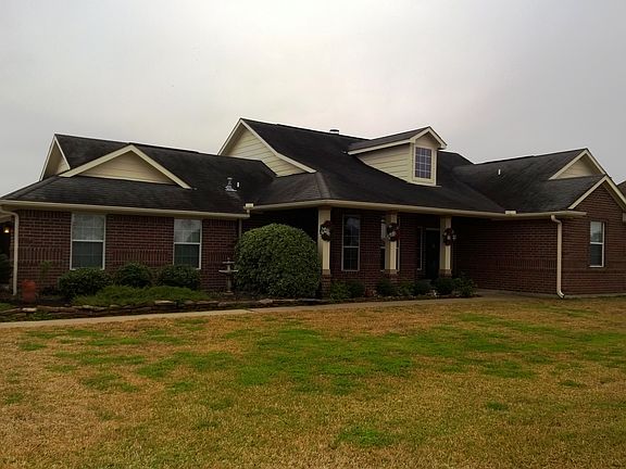 2nd image of 3202 Royal Palm Dr