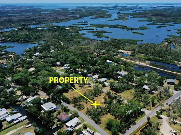2155 S Gulfwater Point, Crystal River, FL 34429