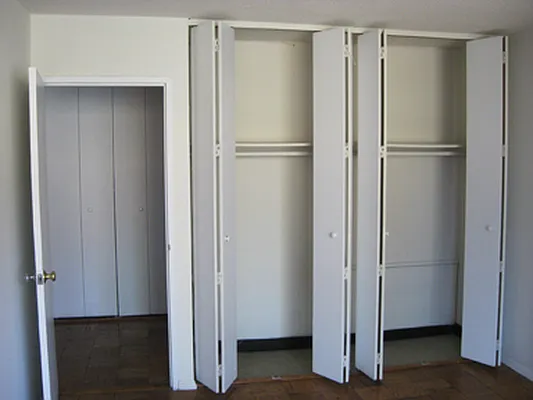 Rented by City Connections Realty | media 11