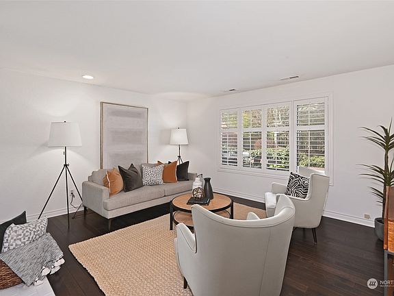 5th image of 10345 39th Avenue NE
