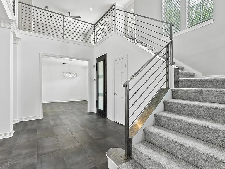 545 Oak Hill Dr — Photo 8