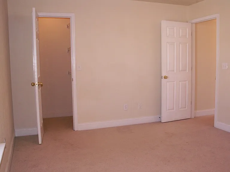 120 Cardinal Ct #C — Photo 13