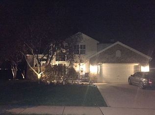 684 Larch Dr, Carol Stream, IL