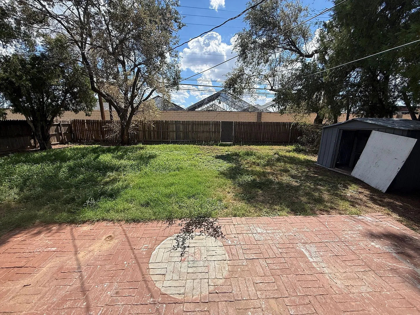 Available NOW! 3/2 in Medical District — Photo 4