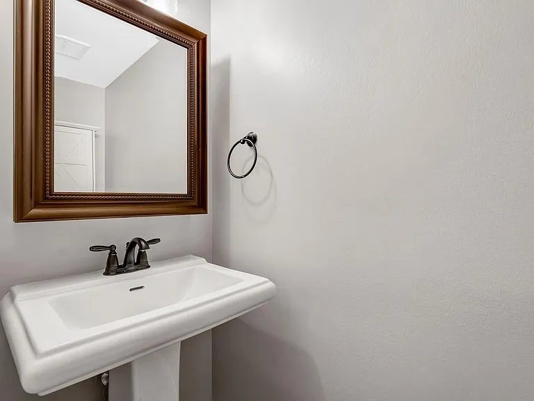 2540 S Walter Reed Dr #5 — Photo 19