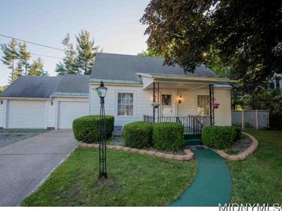 1127 Center Rd, Frankfort, NY, 13340