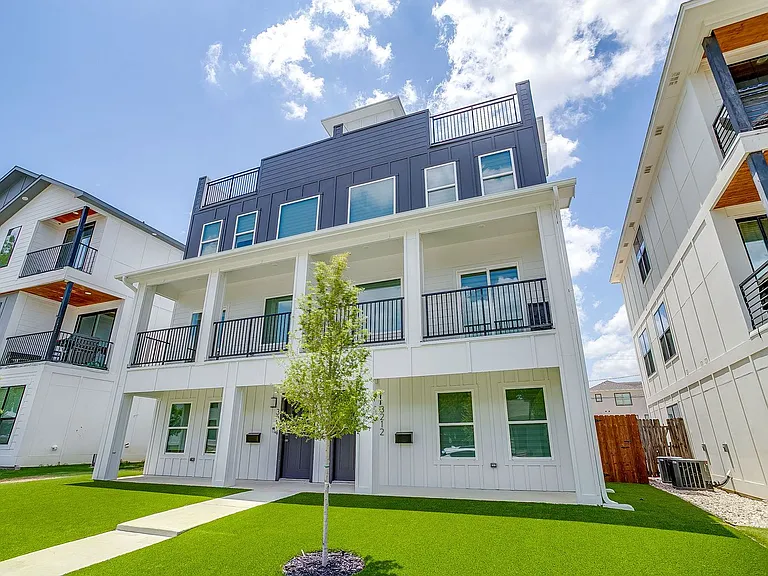 3214 Forest Park Blvd — Photo 6