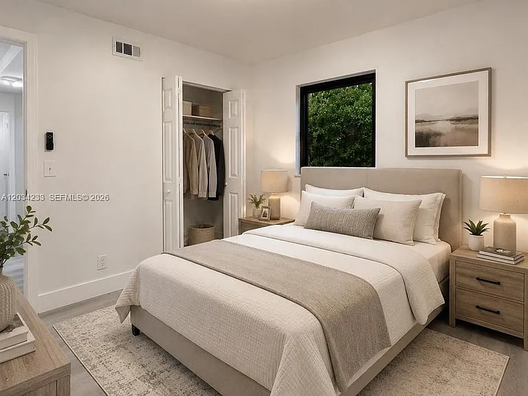 1175 SW 16th Ave #2 — Photo 5