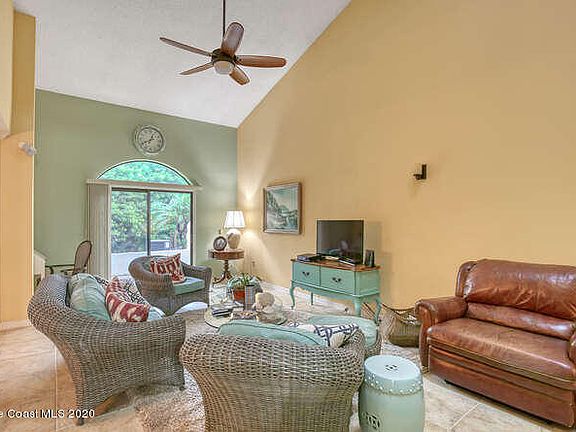 3rd image of 1006 Parkside Pl #1006