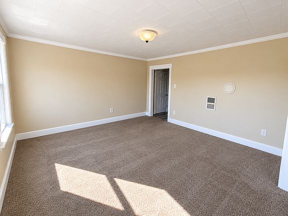 5th image of 292 Belmont St APT 7