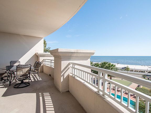 3rd image of 2230 Beach Dr APT 305