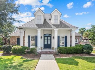 325 Chateau Jon, Denham Springs, LA 70726