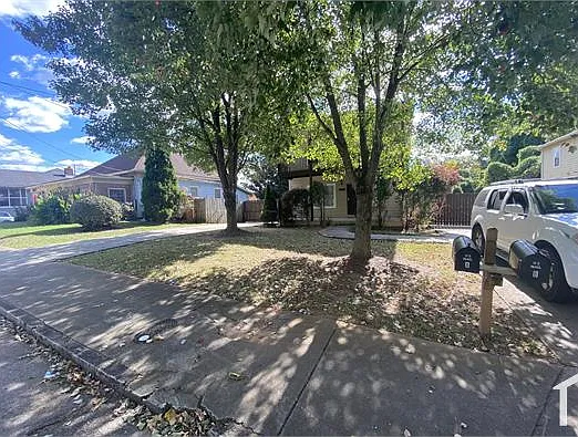 4 bed, 1200 sqft, $2,650 — Photo 2