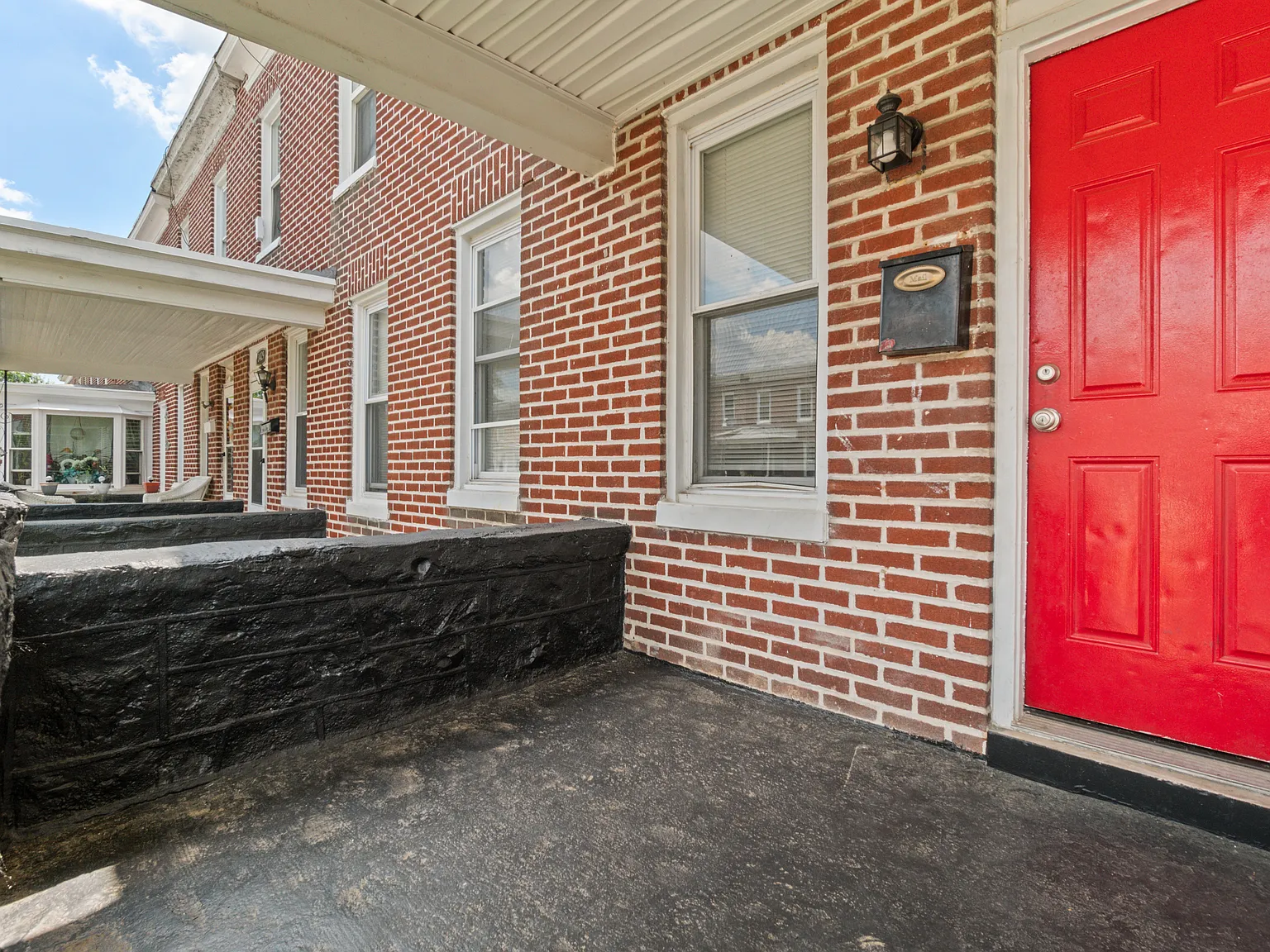 3 bed, 1400 sqft, $1,750 — Photo 2