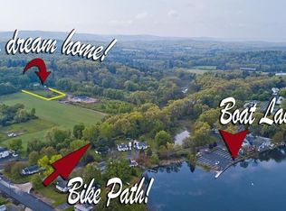 16R Sheep Pasture Rd, Southwick, MA 01077