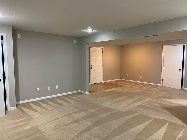 1725 NE Patterson Dr — Photo 23