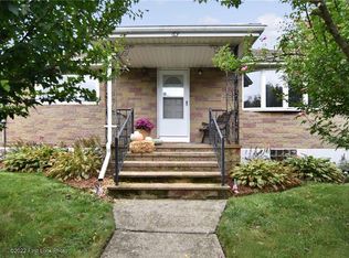 63 Robert Gray Ave, Tiverton, RI 02878