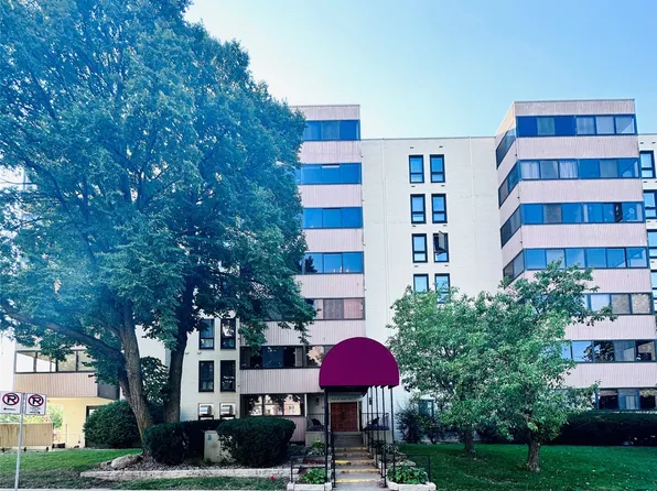 3100 Grand Ave APT 1F, Des Moines, IA 50312