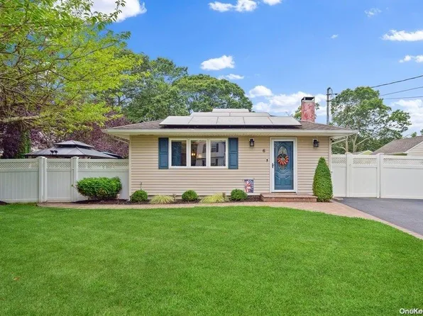6 Garfield, Mastic, NY 11950