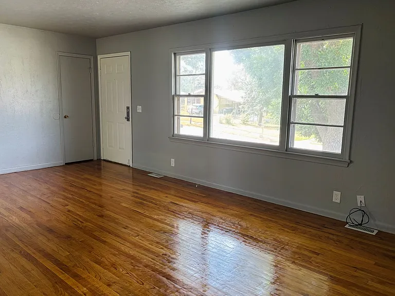 4686 Kansas Ave — Photo 6