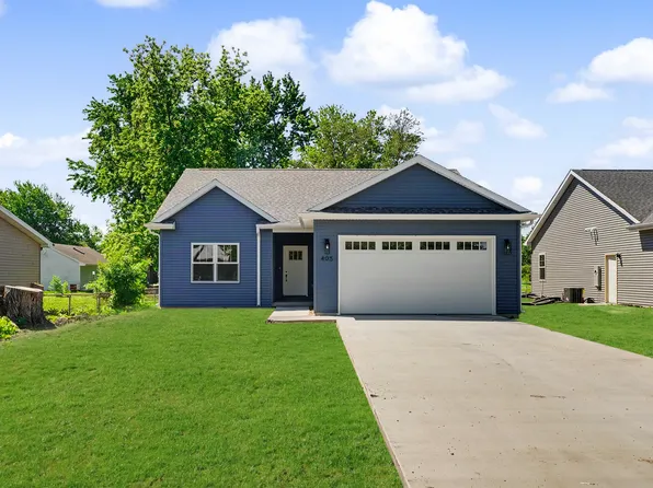 405 E Larmon St, Tolono, IL 61880