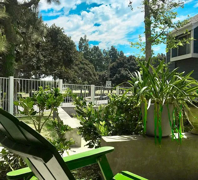 6000 Bixby Village Dr #13 — Photo 12