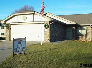 2320 Lynnridge Pl, Lincoln, NE 68521